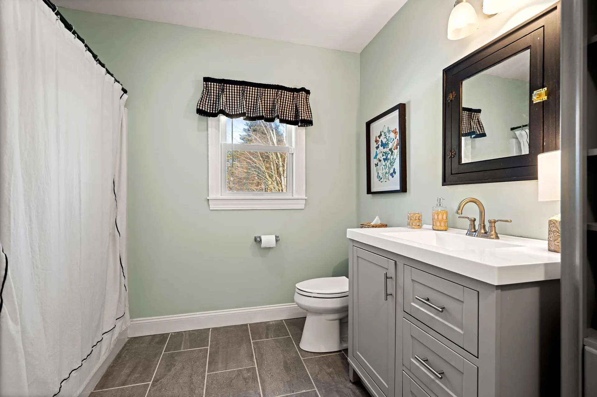74 College Road Stratham NH 03885