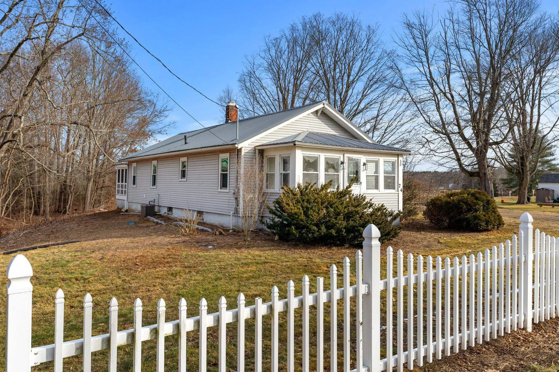 74 College Road Stratham NH 03885