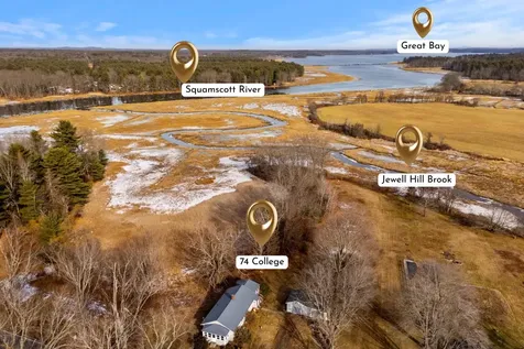 74 College Road Stratham NH 03885