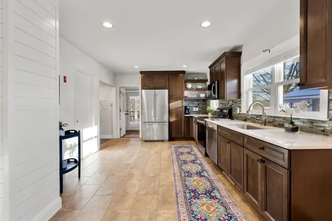 74 College Road Stratham NH 03885