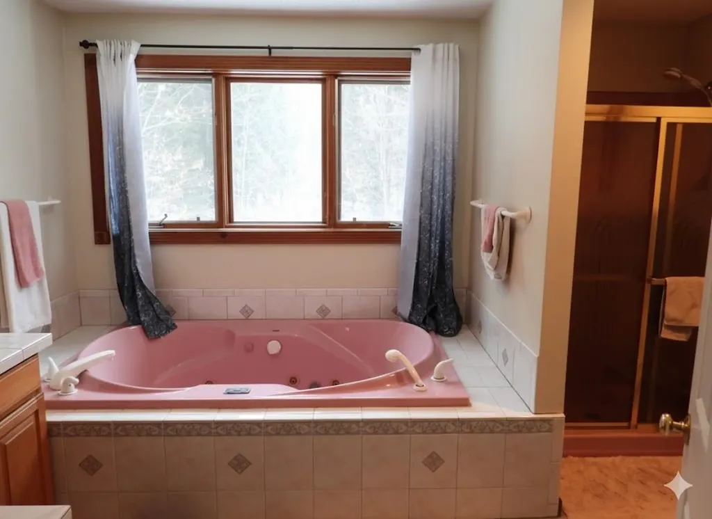 99 Whitefield Road Bethlehem NH 03574