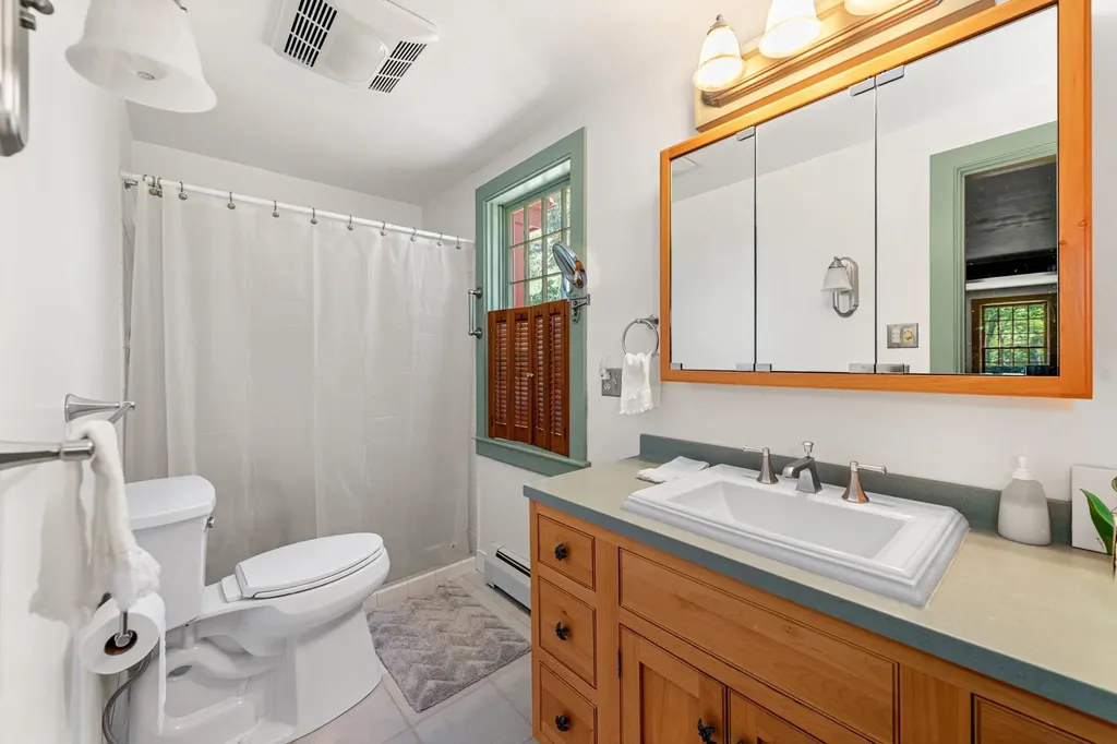 29 Kona Farm Road Moultonborough NH 03254