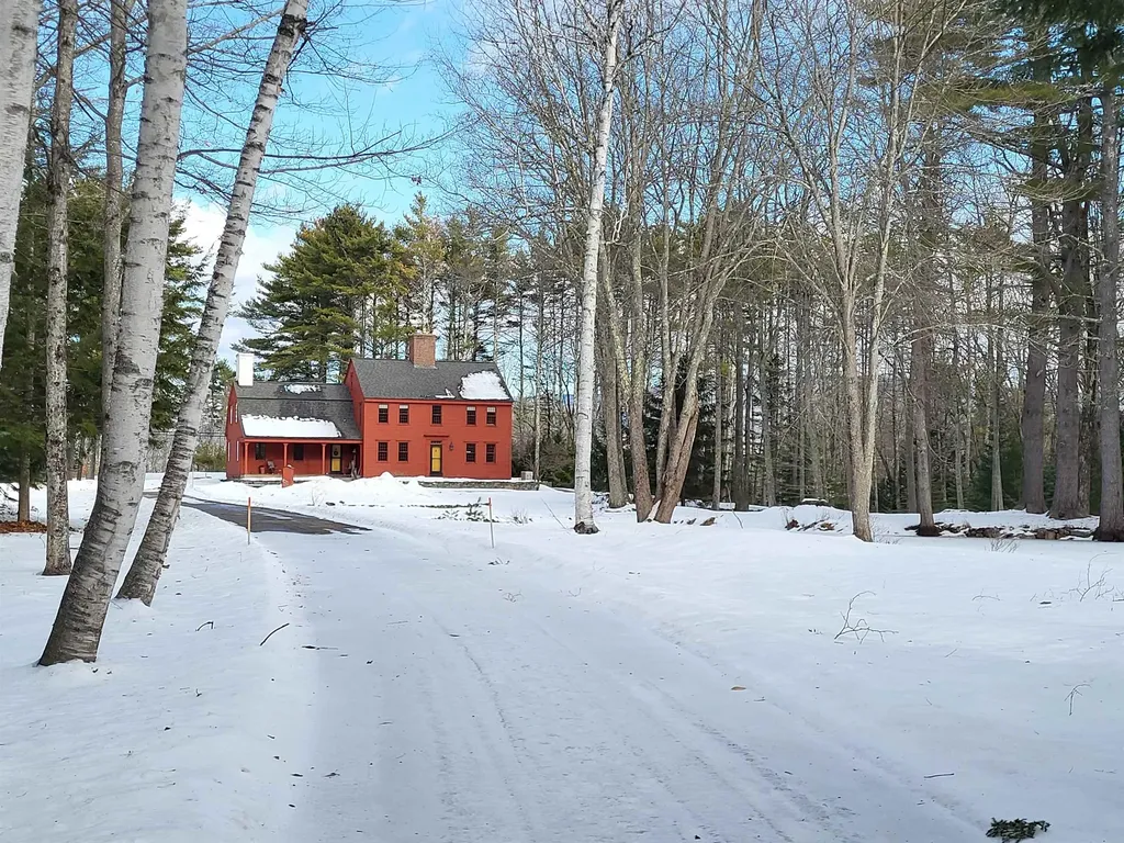 29 Kona Farm Road Moultonborough NH 03254