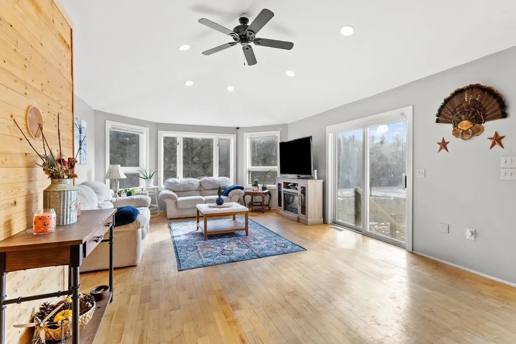 342 Lyndeborough Road New Boston NH 03070