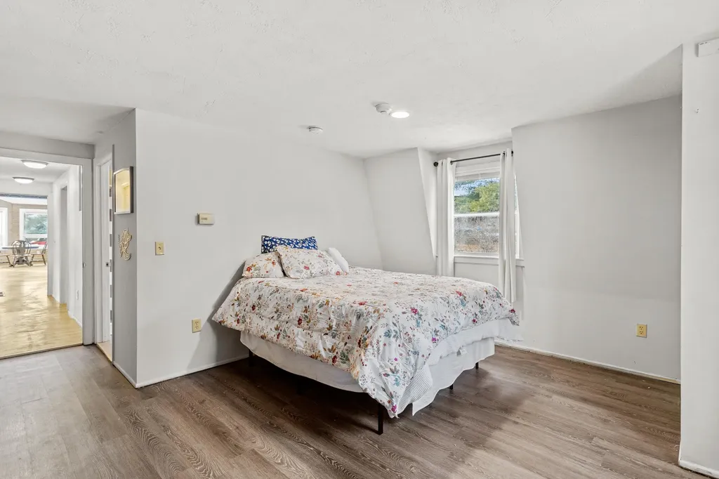 342 Lyndeborough Road New Boston NH 03070