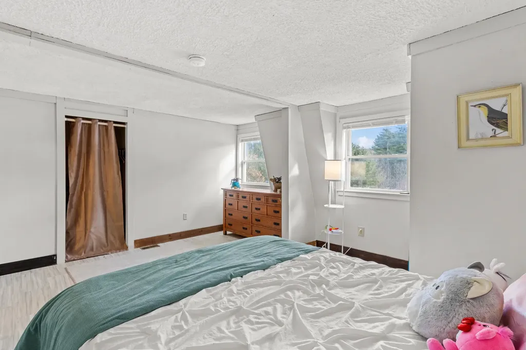 342 Lyndeborough Road New Boston NH 03070