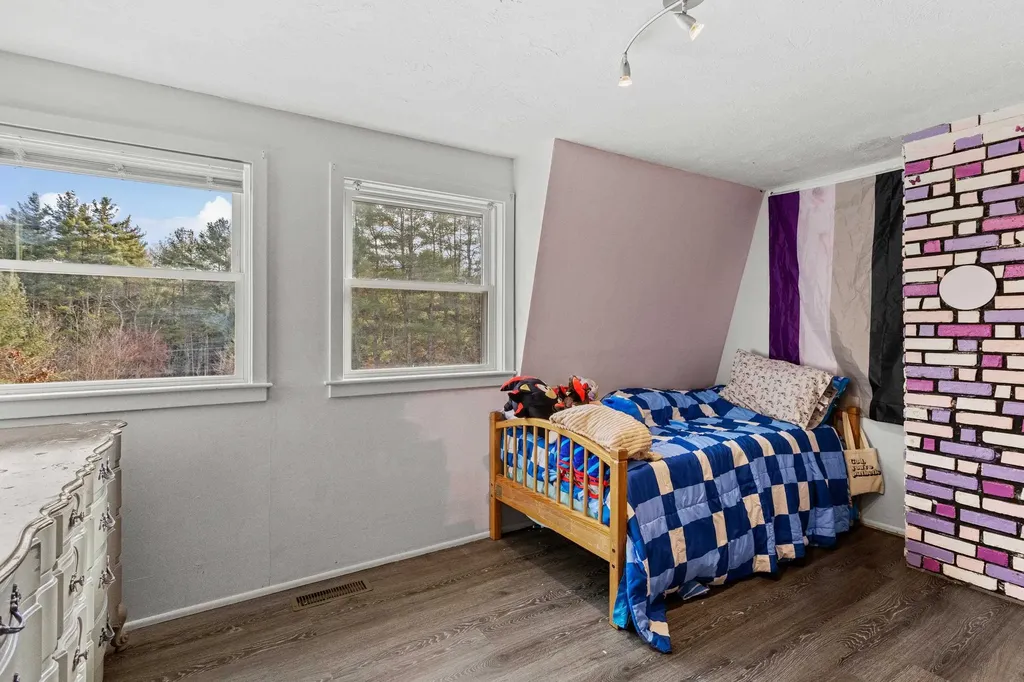 342 Lyndeborough Road New Boston NH 03070