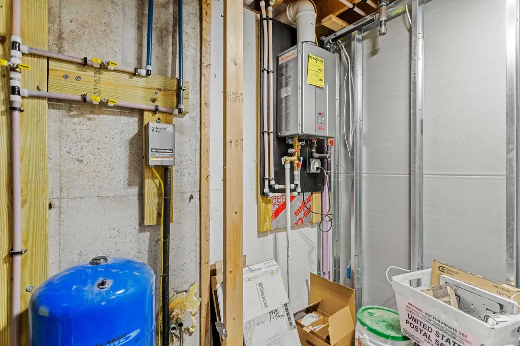 342 Lyndeborough Road New Boston NH 03070