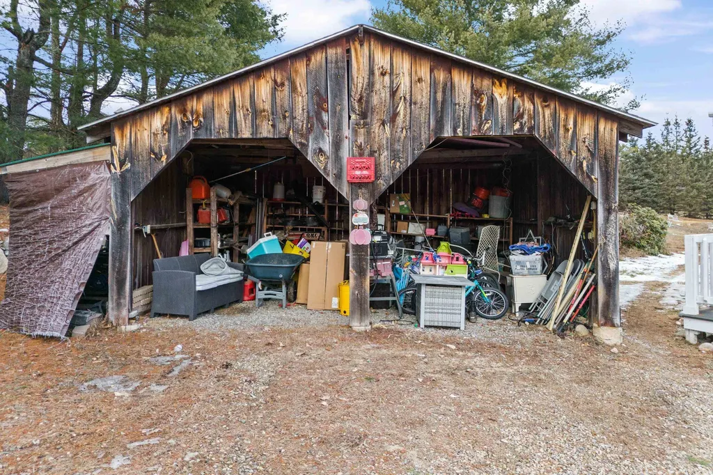 342 Lyndeborough Road New Boston NH 03070