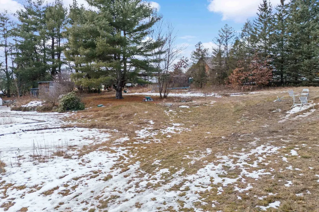 342 Lyndeborough Road New Boston NH 03070