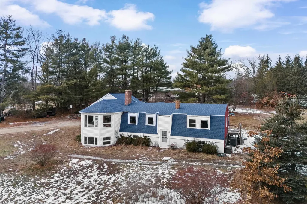 342 Lyndeborough Road New Boston NH 03070