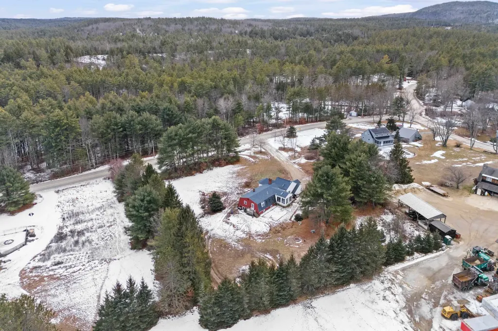 342 Lyndeborough Road New Boston NH 03070