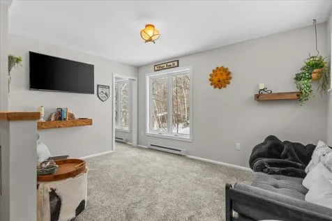 355 Summit Road Warren VT 05674