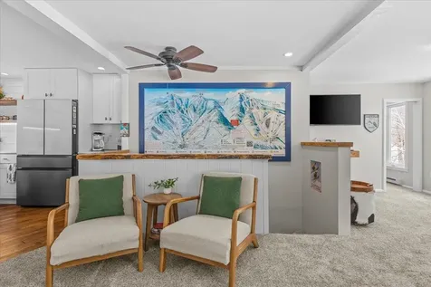 355 Summit Road Warren VT 05674