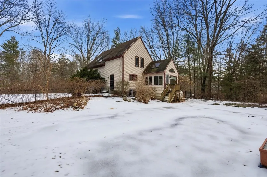 39 Coach Lane Hampton Falls NH 03844