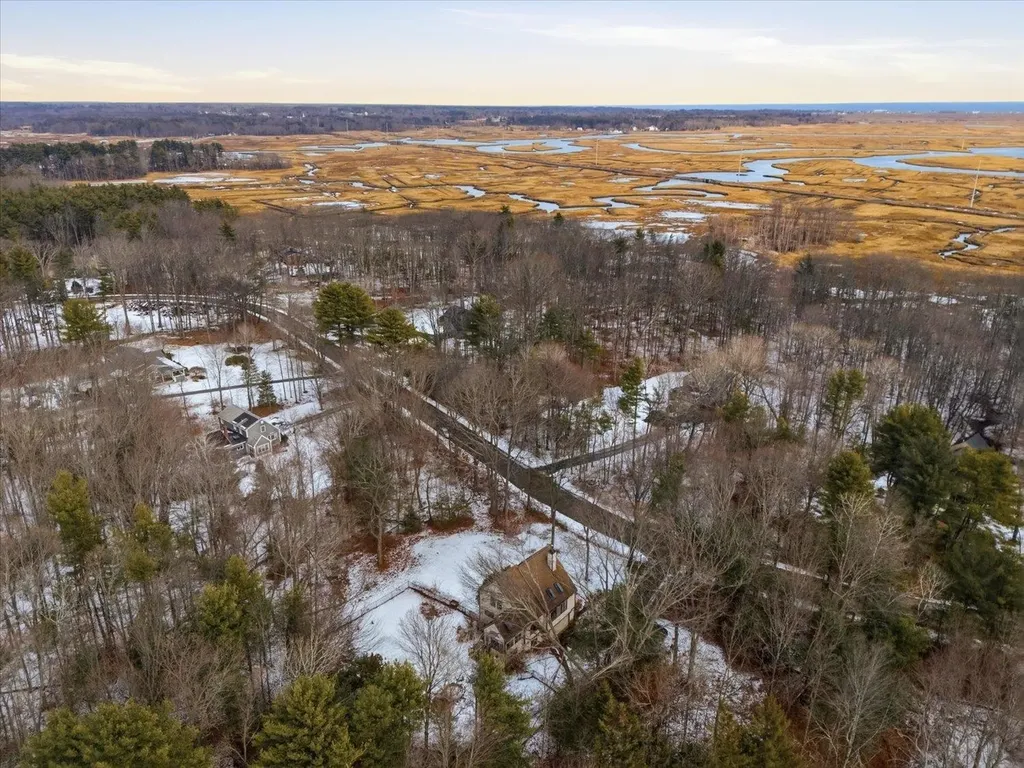 39 Coach Lane Hampton Falls NH 03844