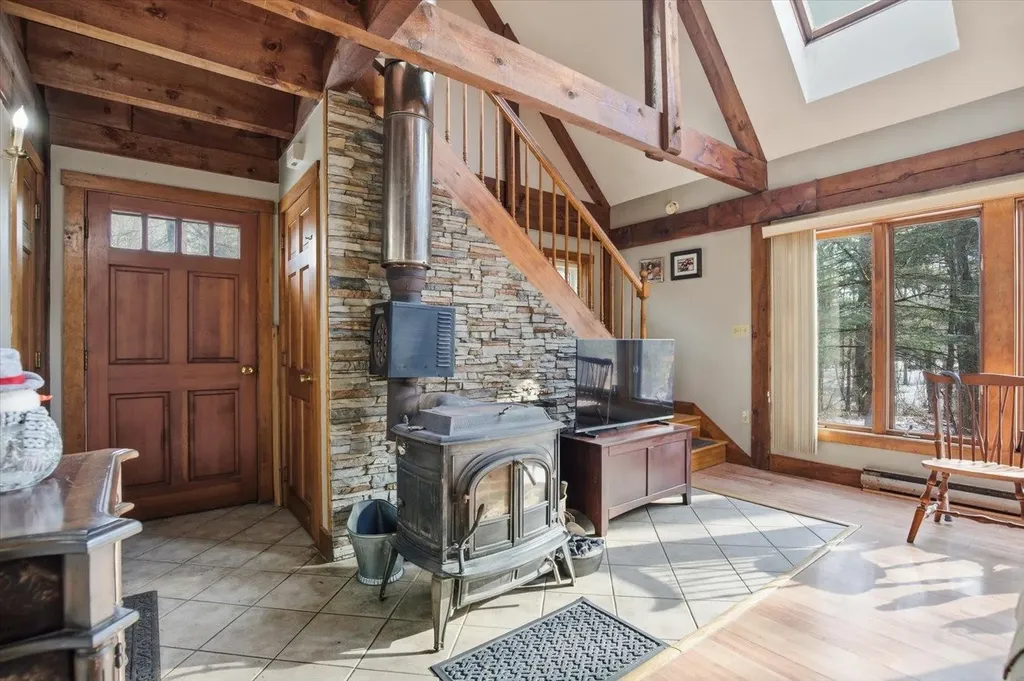 39 Coach Lane Hampton Falls NH 03844