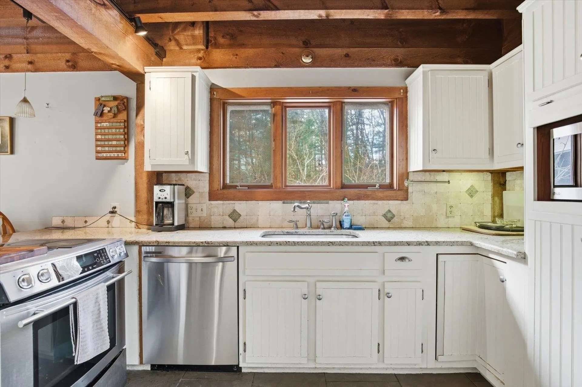 39 Coach Lane Hampton Falls NH 03844