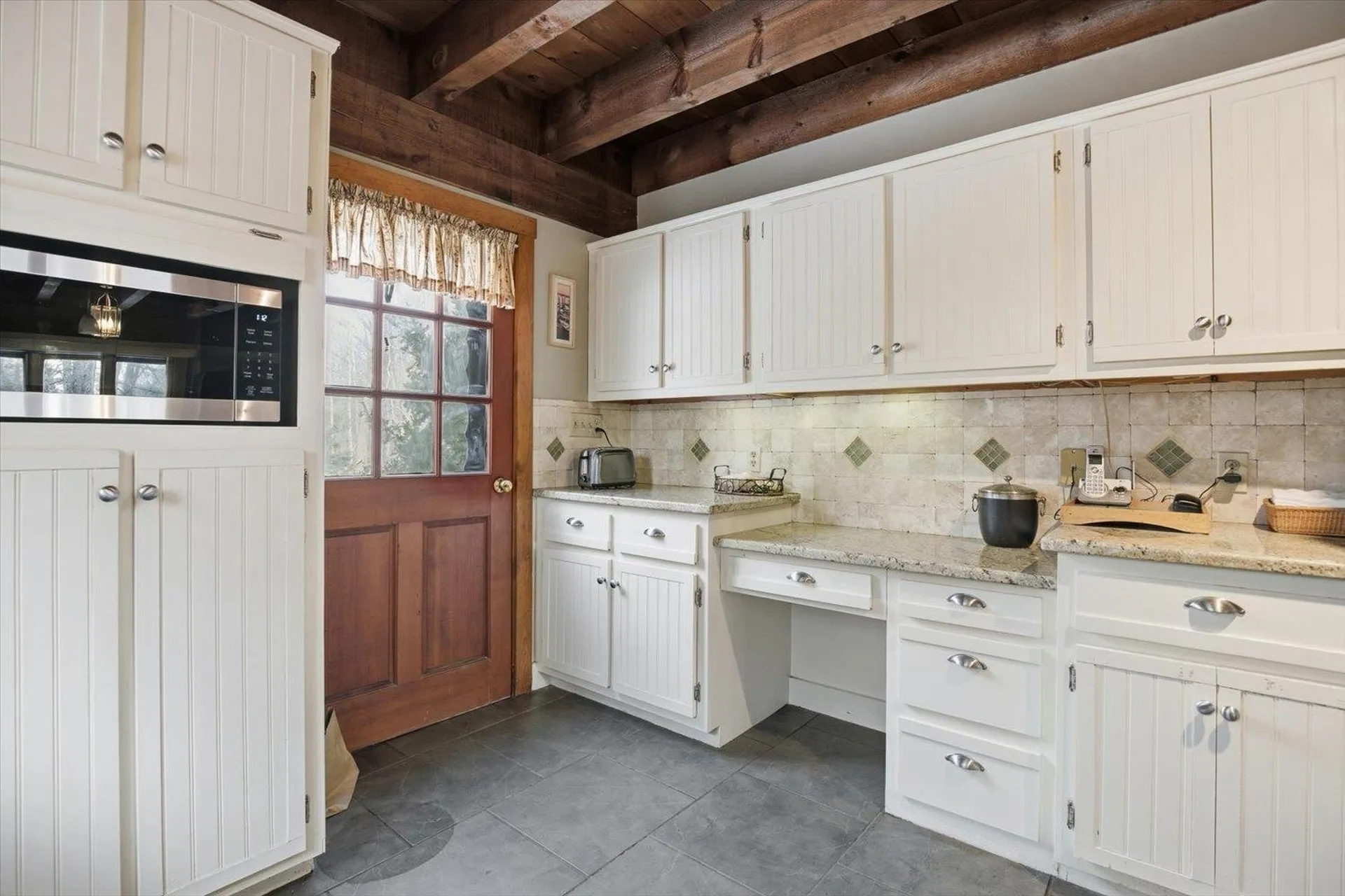 39 Coach Lane Hampton Falls NH 03844