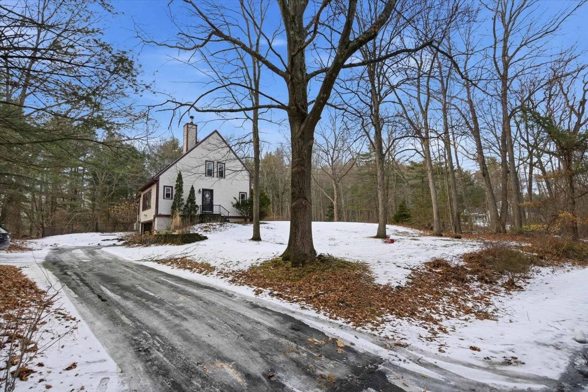 39 Coach Lane Hampton Falls NH 03844