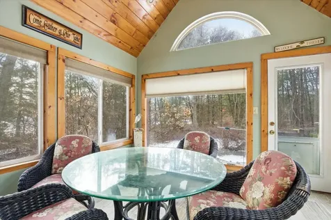 39 Coach Lane Hampton Falls NH 03844