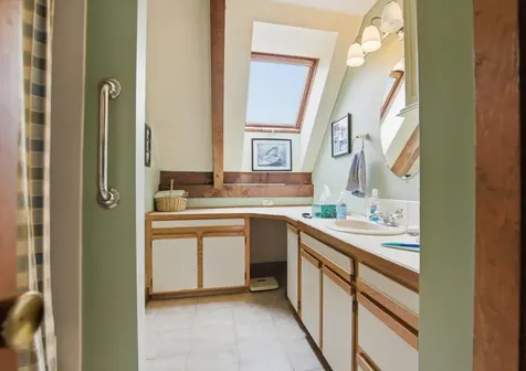 39 Coach Lane Hampton Falls NH 03844