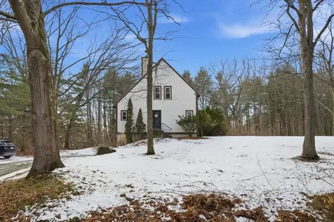 39 Coach Lane Hampton Falls NH 03844