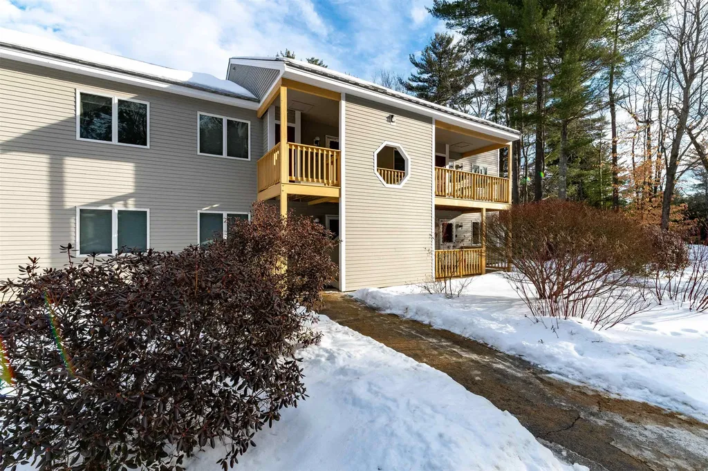 77 Northbrook Circle Conway NH 03860