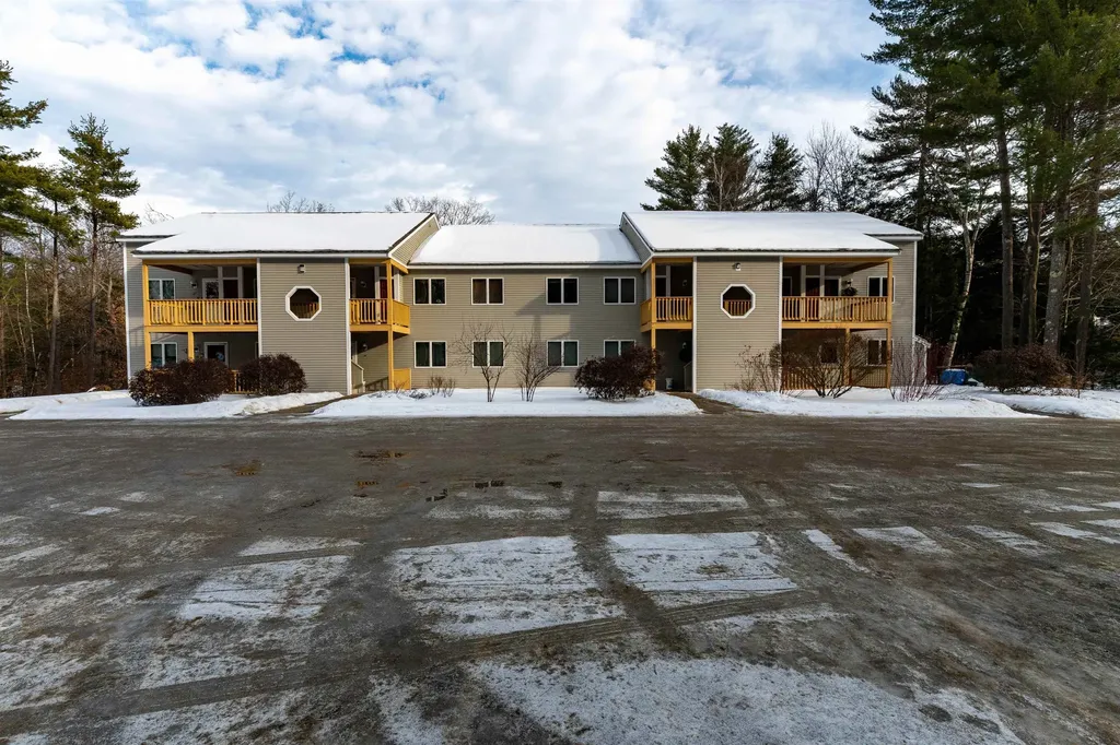 77 Northbrook Circle Conway NH 03860