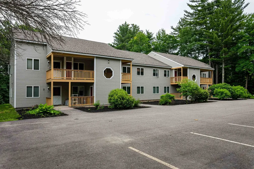 77 Northbrook Circle Conway NH 03860