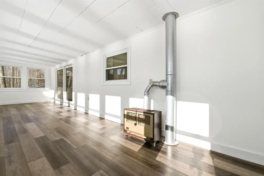 287 Clough Pond Road Loudon NH 03307