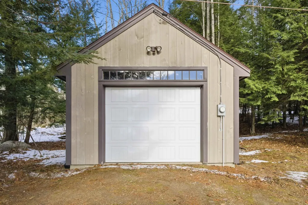 287 Clough Pond Road Loudon NH 03307