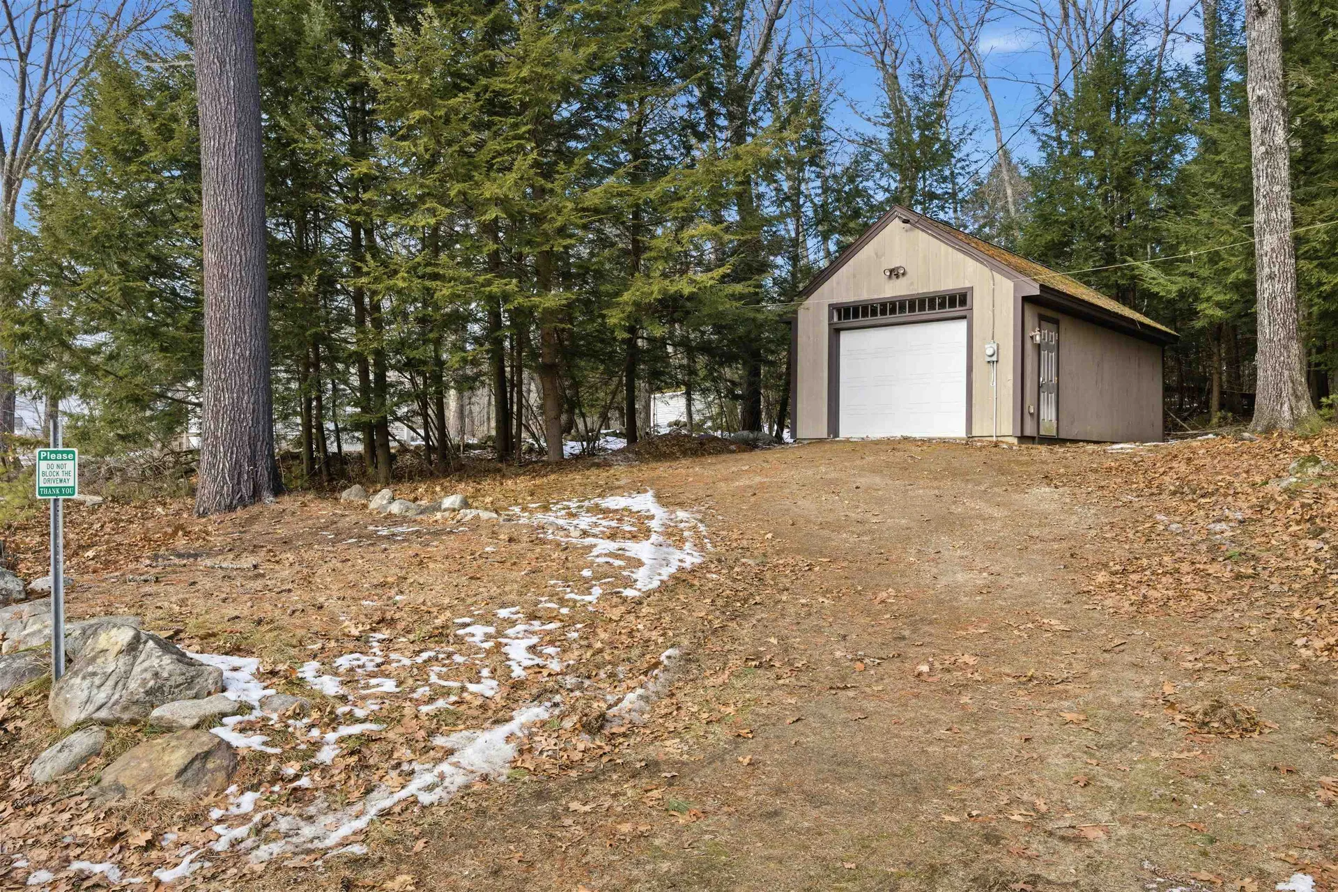 287 Clough Pond Road Loudon NH 03307