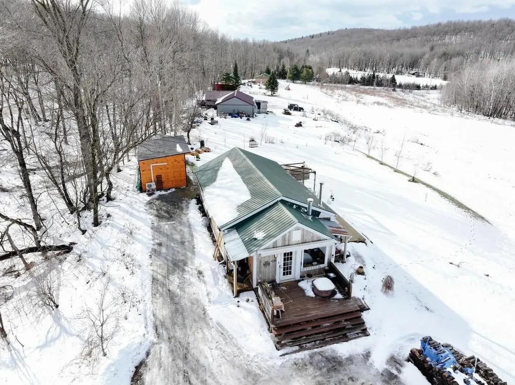 2882 Perley Road Enosburg VT 05450