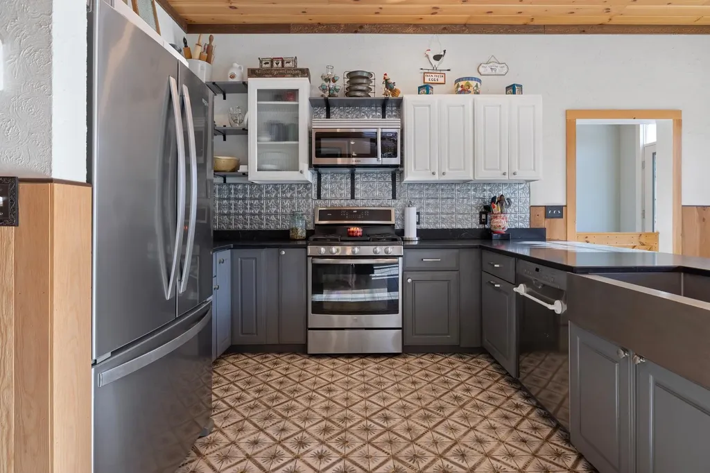 174 Kilton Road Canaan NH 03741