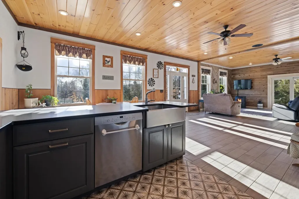 174 Kilton Road Canaan NH 03741