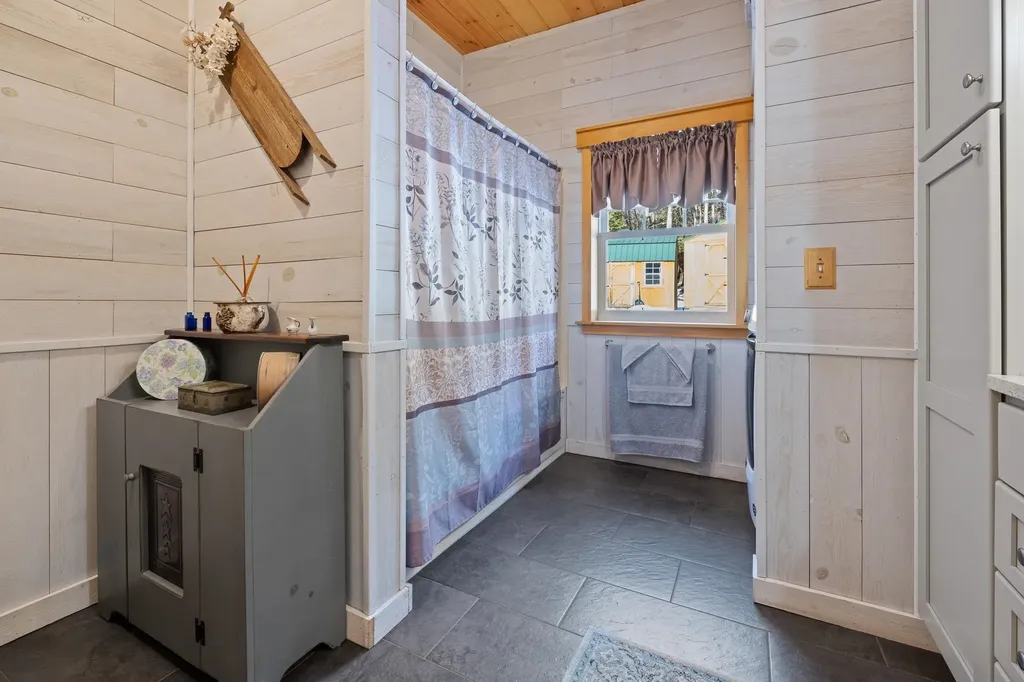 174 Kilton Road Canaan NH 03741