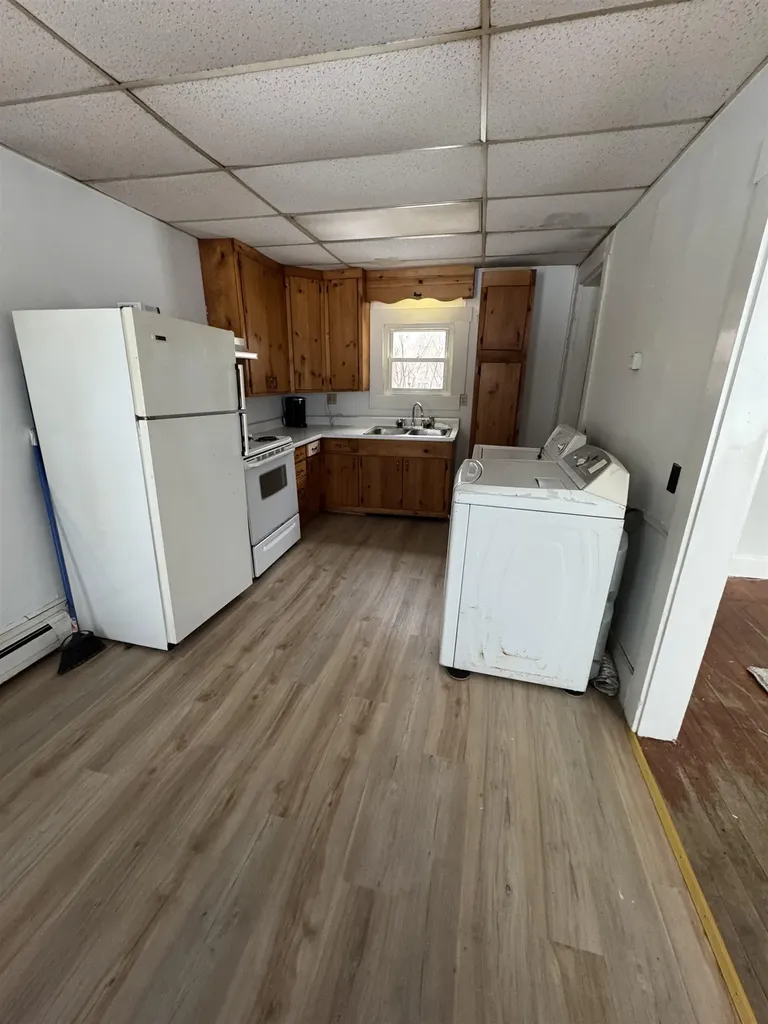 69 Pleasant Street Colebrook NH 03576