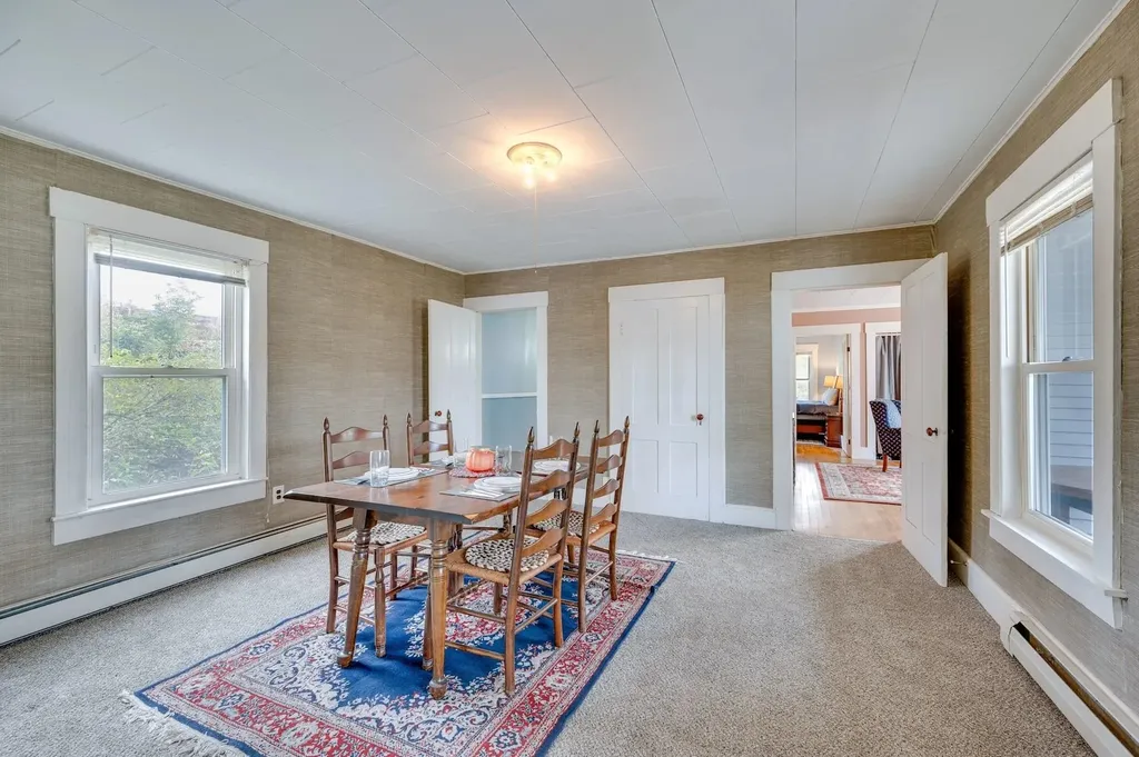 69 Pleasant Street Colebrook NH 03576