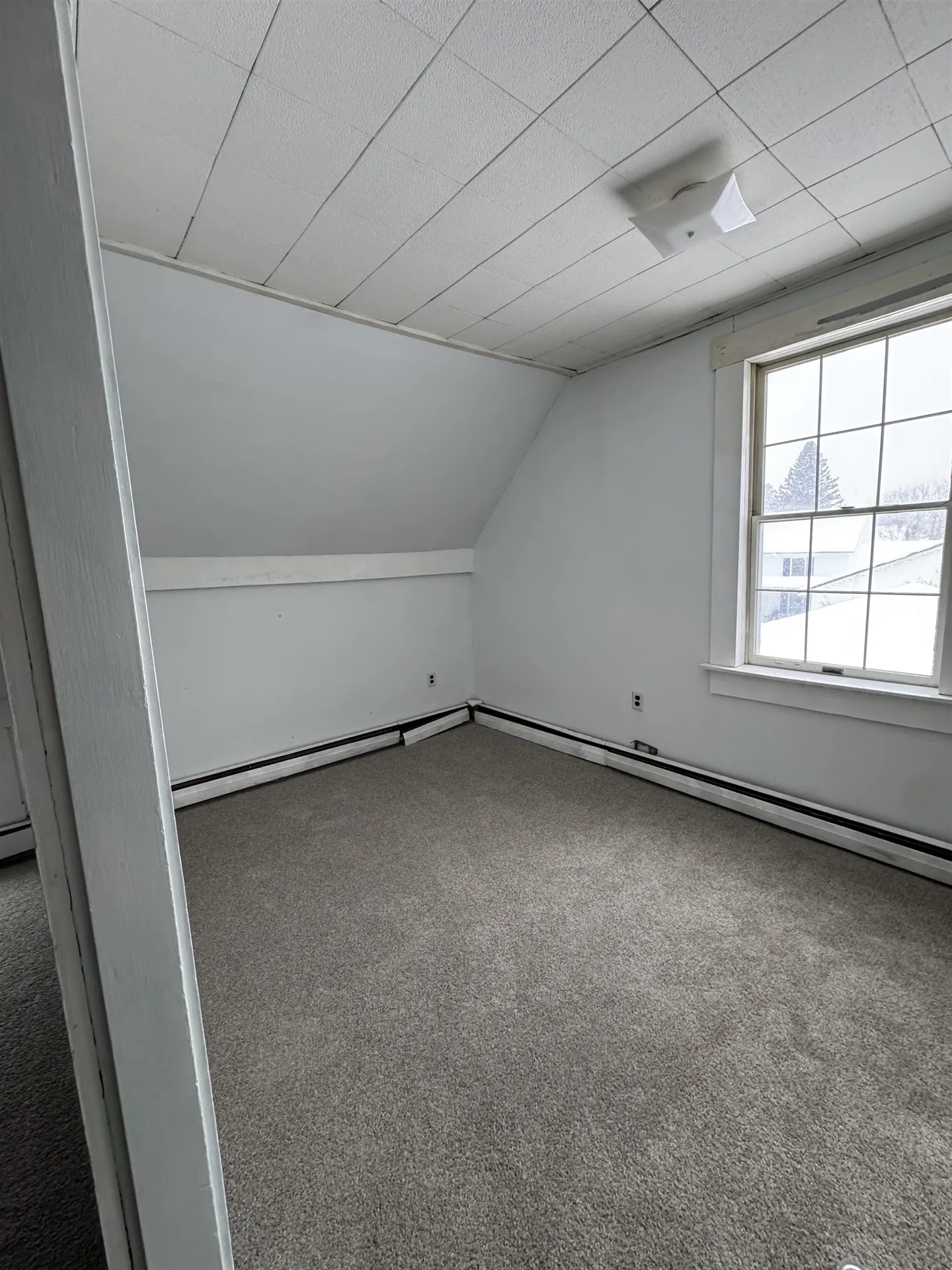 69 Pleasant Street Colebrook NH 03576