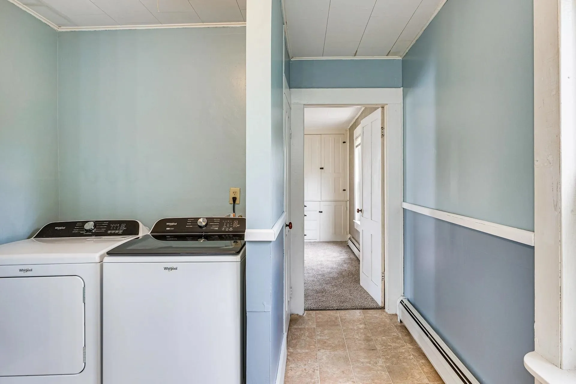 69 Pleasant Street Colebrook NH 03576