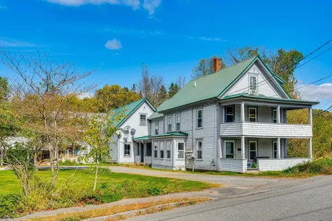 69 Pleasant Street Colebrook NH 03576