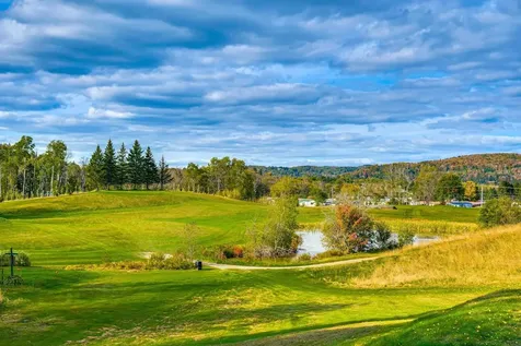 69 Pleasant Street Colebrook NH 03576