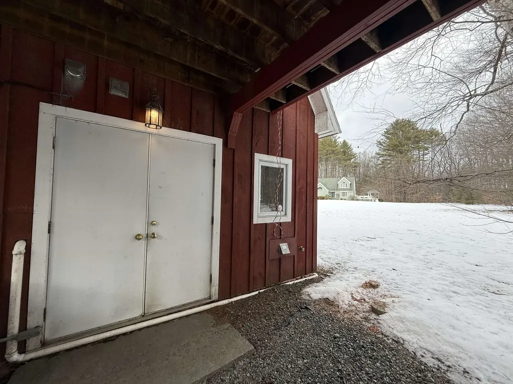 118 Vt Route 30 Newfane VT 05345