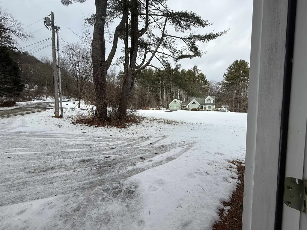 118 Vt Route 30 Newfane VT 05345