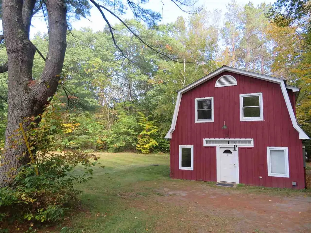 118 Vt Route 30 Newfane VT 05345