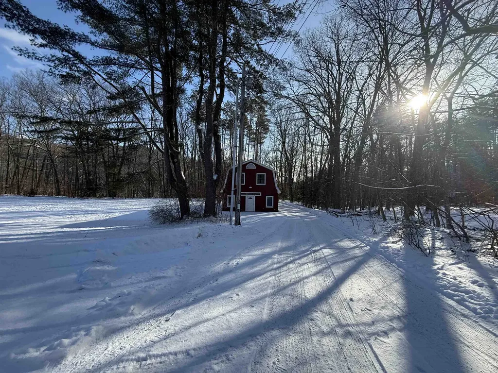 118 Vt Route 30 Newfane VT 05345