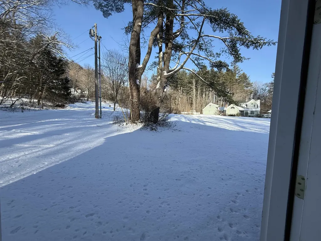 118 Vt Route 30 Newfane VT 05345