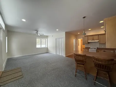 118 Vt Route 30 Newfane VT 05345