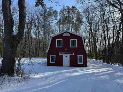 118 Vt Route 30 Newfane VT 05345